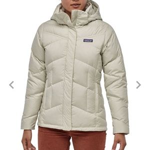 NWT Patagonia women’s down with it jacket